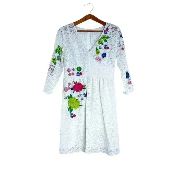 Tracy Reese Dresses & Skirts - Anthropologie Tracy Reese White Lace Floral Embroidered Dress Women's Size 8